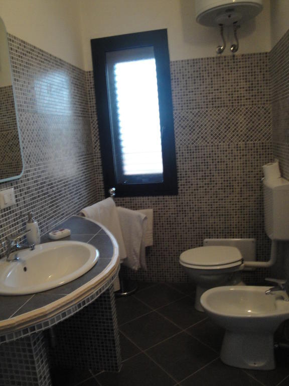 La Jatta Hotel Budoni Ruang foto