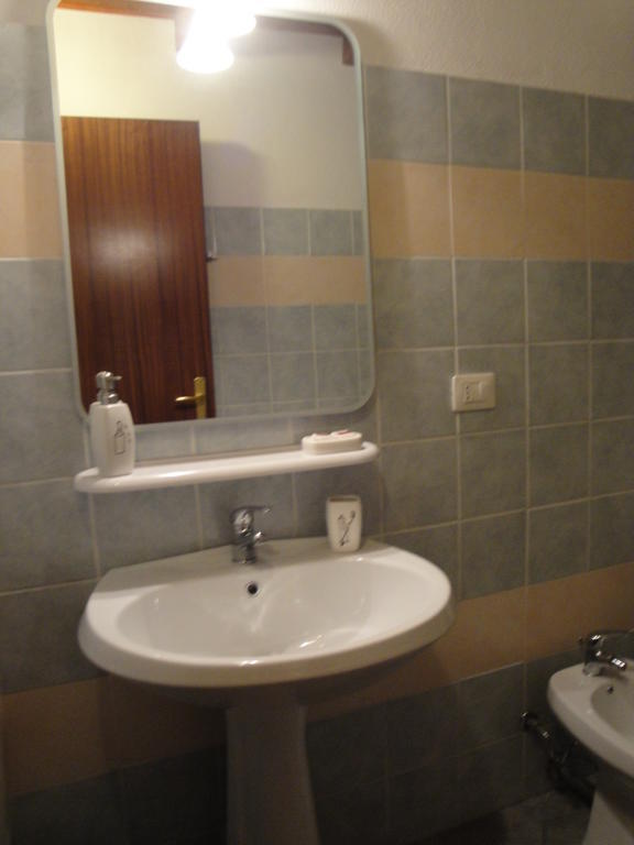 La Jatta Hotel Budoni Ruang foto