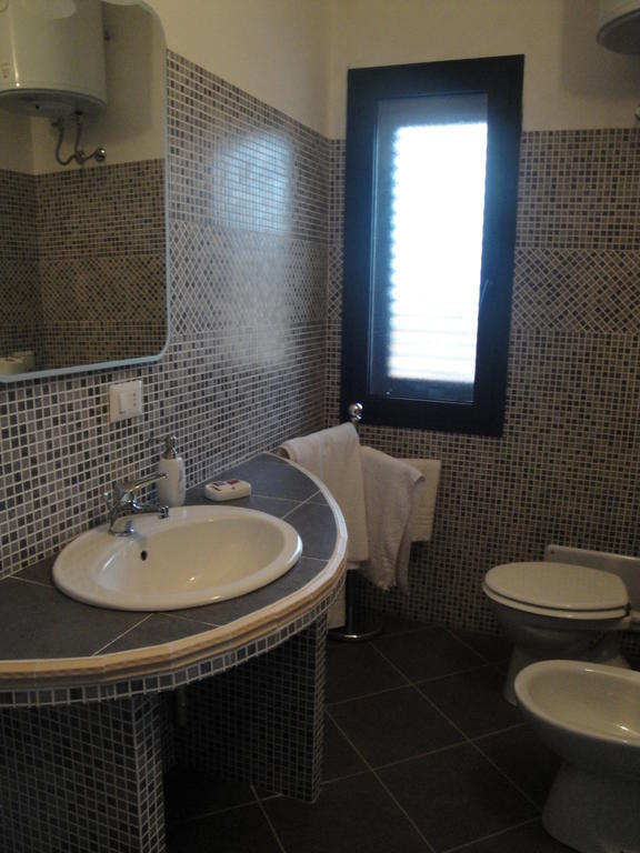 La Jatta Hotel Budoni Ruang foto